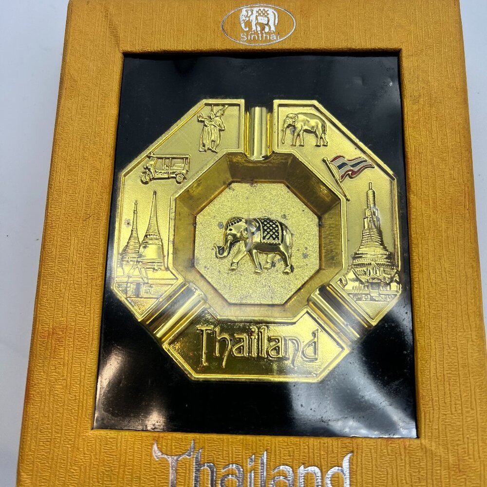 Thai Pattern Tin Display Plate Size 4x4" Souvenirs‎ of Thailand